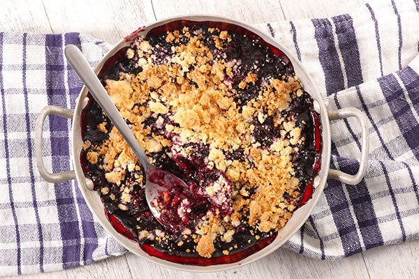 Try This Quick and Delicious Blueberry Peach Crisp